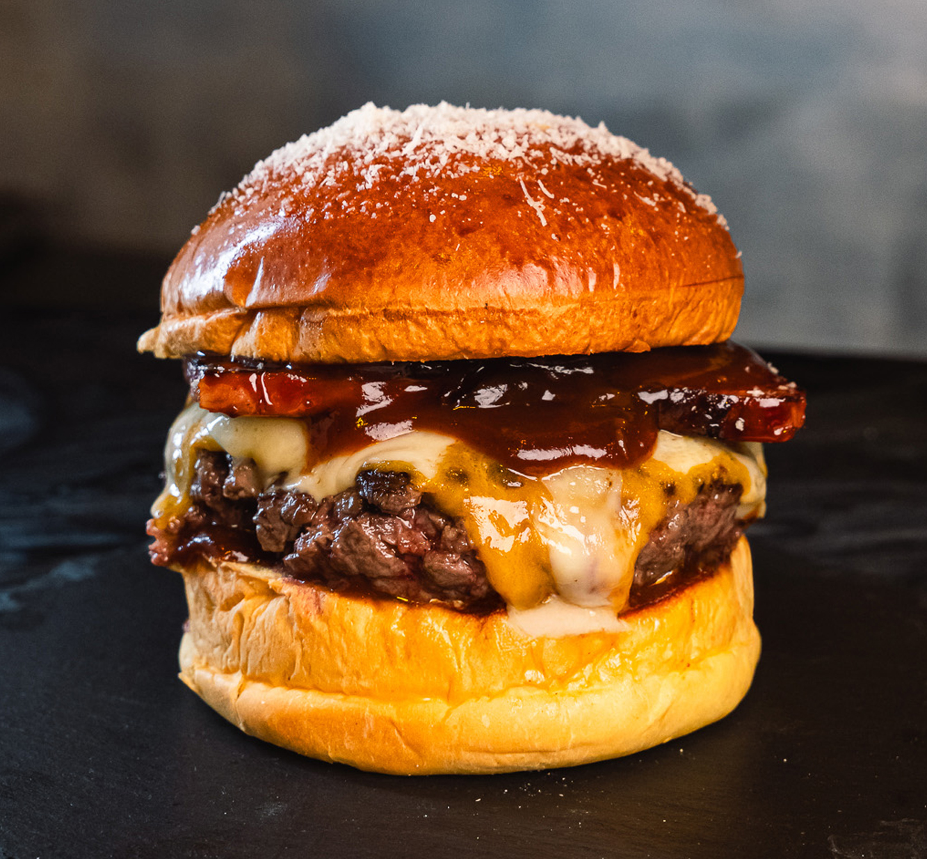 Hidens_Burger_Cheese_1